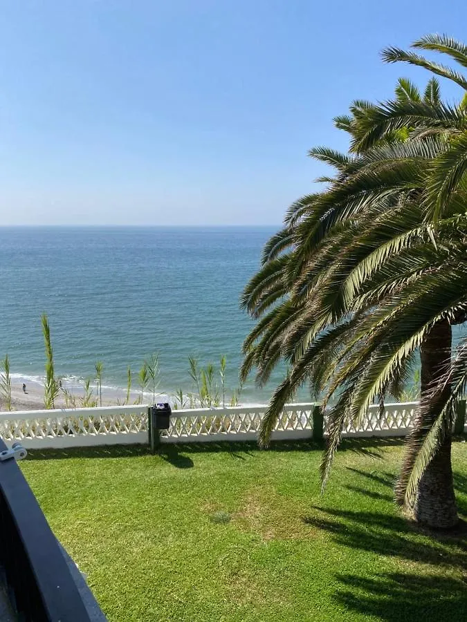 Apartamentos Acapulco At Home location