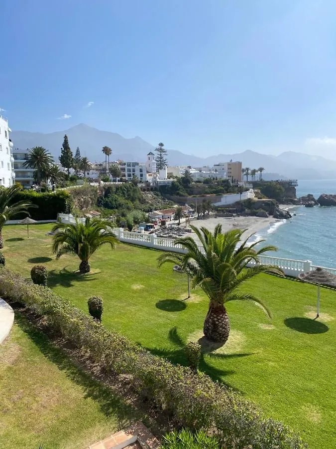 Apartamentos Acapulco At Home Nerja